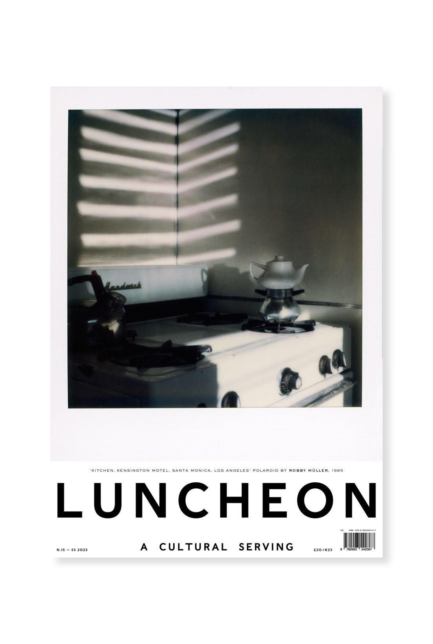 Luncheon, Issue 15