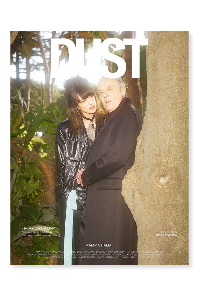 DUST Magazine, Issue 15